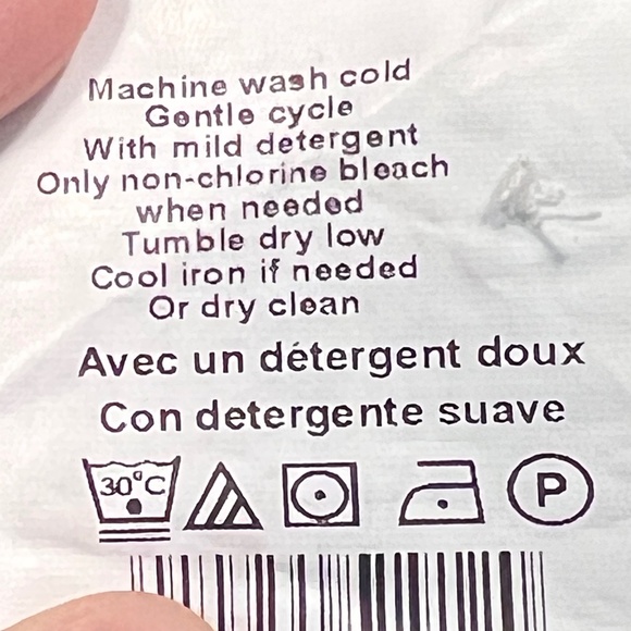 Motherhood Maternity semi-sheer navy paisley blouse w/integrated camisole size M - Picture 12 of 12